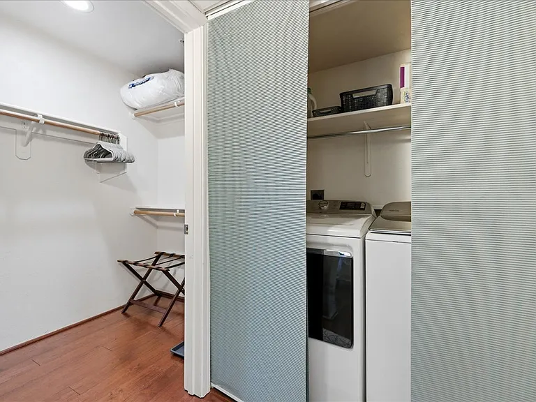 Laundry and Walk-in Closet