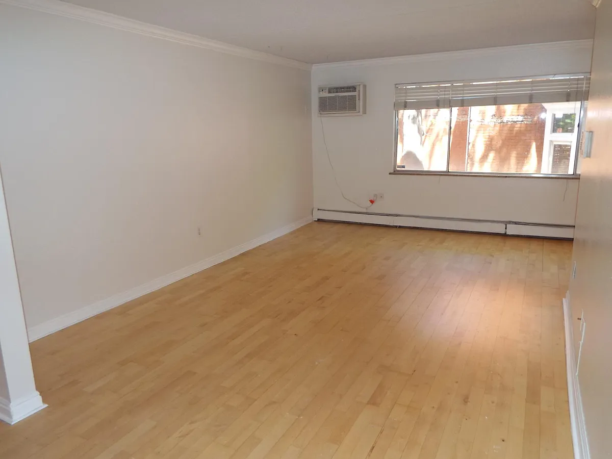 Building Photo - 1267 N Lafayette St #203