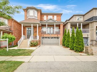 3649 Emery Dr, Mississauga, ON L5M 7G8