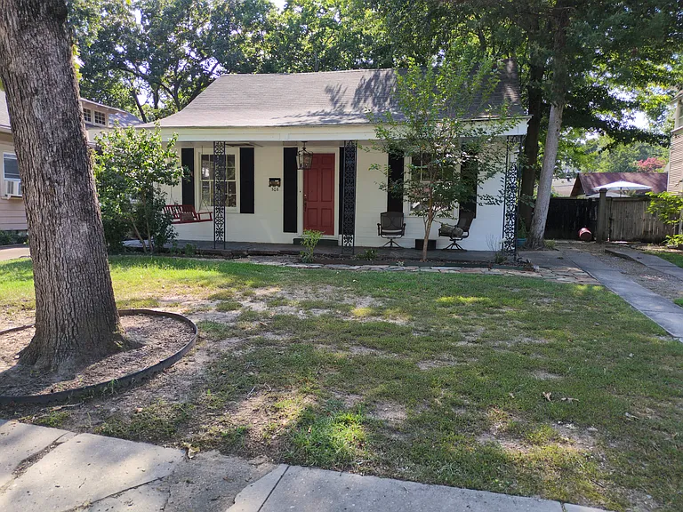 508 Midland St — Photo 1