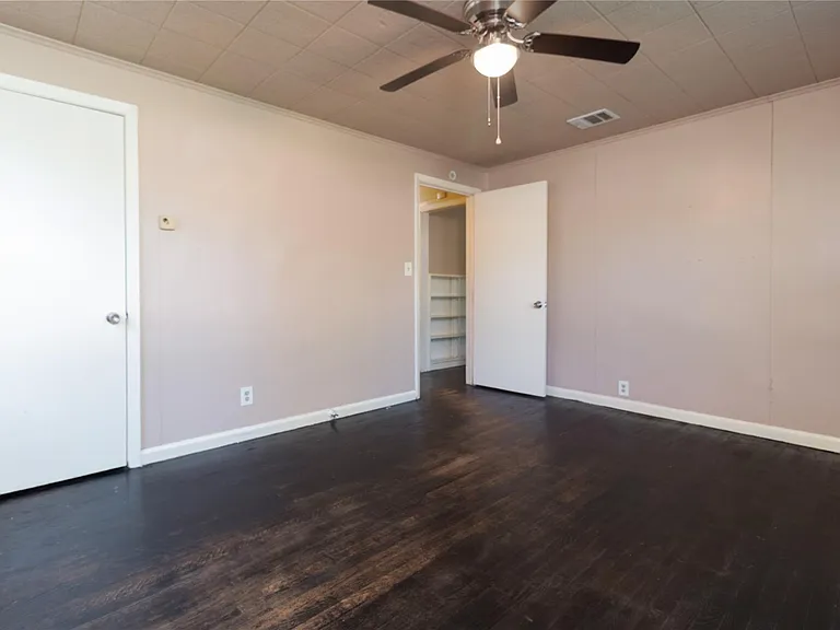 4425 Harding Dr — Photo 14