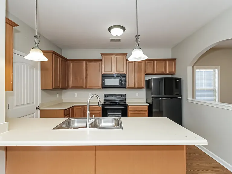 34 Samuel Way NW — Photo 9
