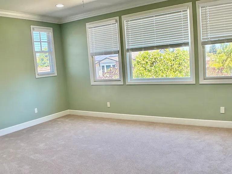 140 Levin Ave — Photo 20