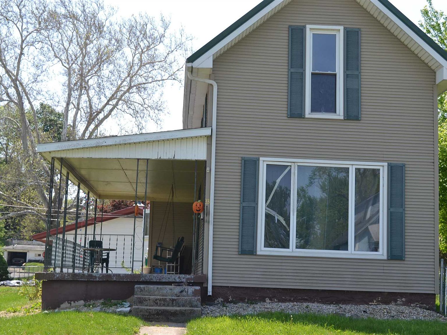 33 E Warren St, Peru, IN 46970 Zillow