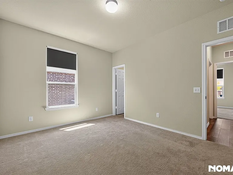 1128 Timberhurst Trl — Photo 16
