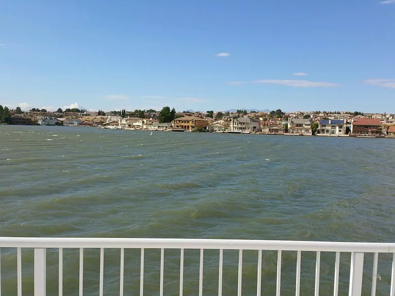 Harbor Dr — Photo 10