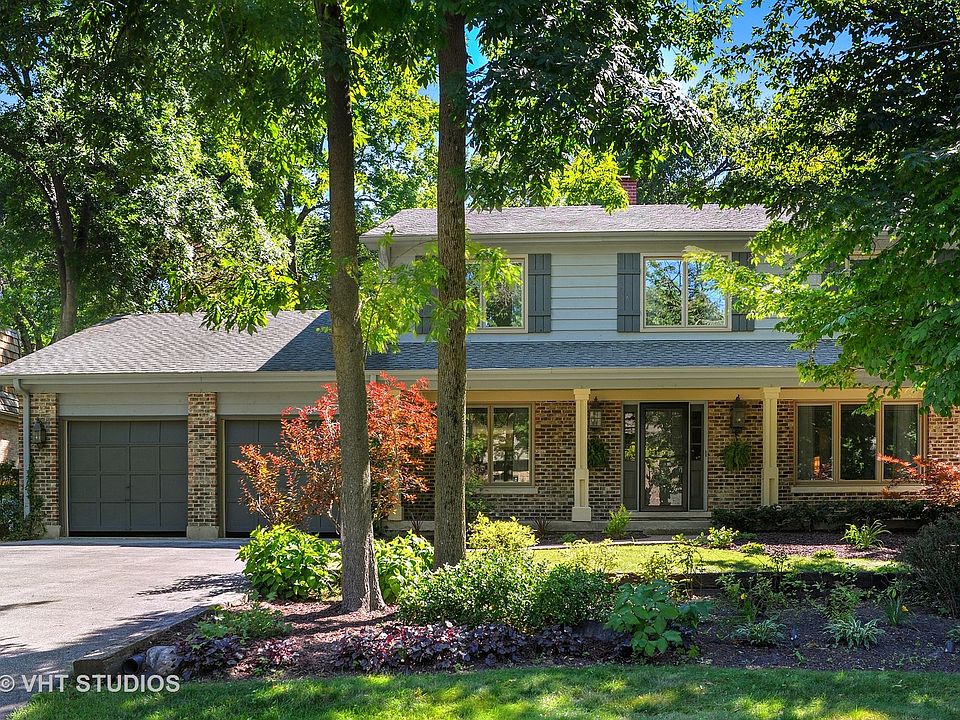 1st image of 33 Oxford Dr