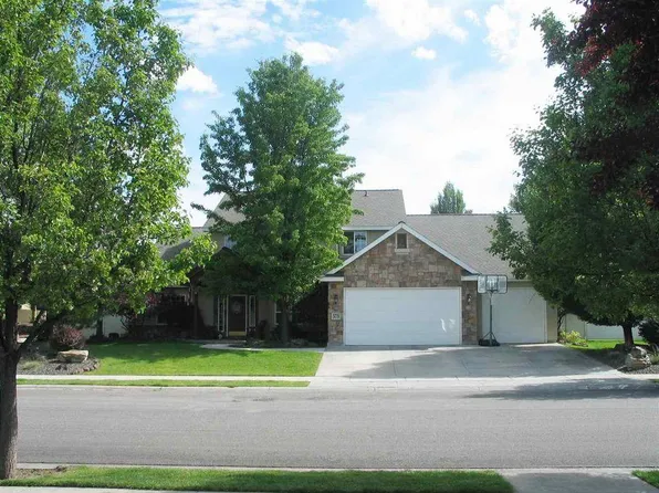 573 W Kodiak Dr, Meridian, ID 83642