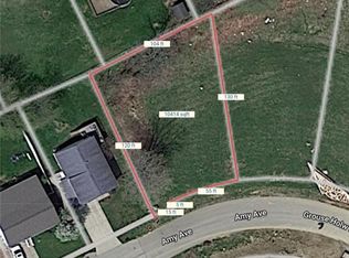 4801 Grouse Hollow Dr, Erie, PA 16504