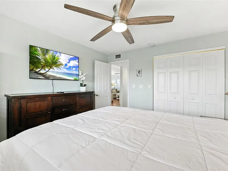 10265 Gulf Blvd #A-301 — Photo 38