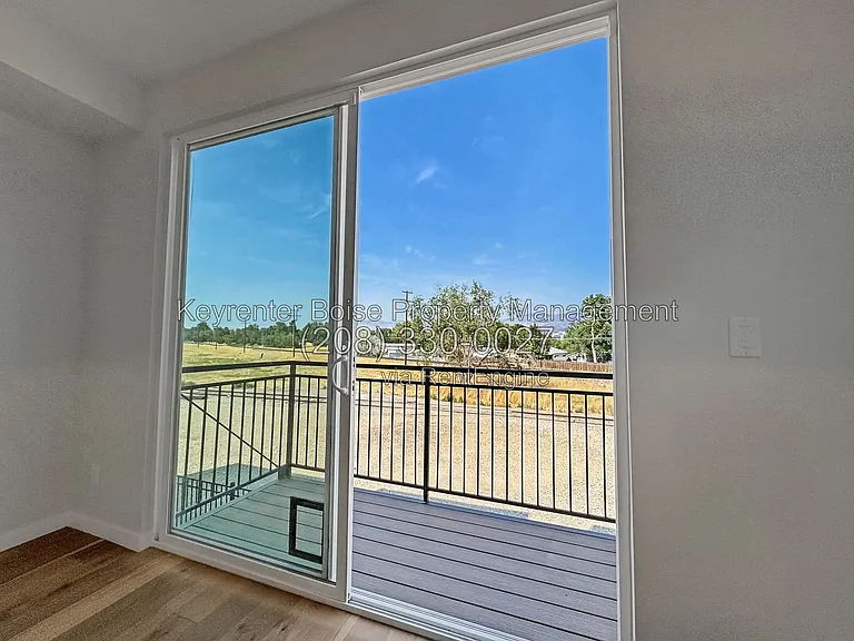 1198 S Marietta Spur Ln — Photo 11