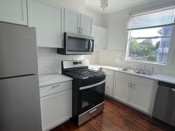 4th image of 7800 Saint Charles Ave #C