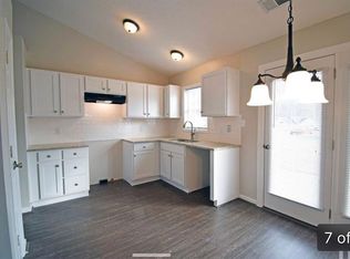 1231 Wild Honeysuckle St, Zebulon, NC 27597