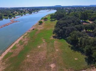 0 W Deats St, Llano, TX 78643