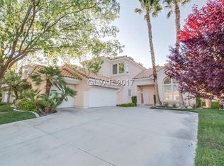 8744 Rainbow Ridge Dr, Las Vegas, NV 89117