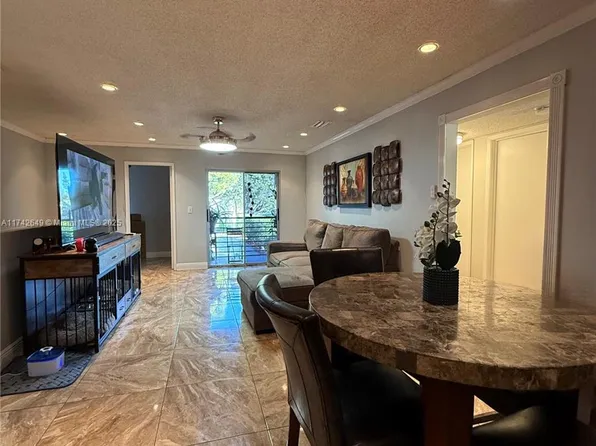 3030 NW 68th St APT 201, Fort Lauderdale, FL 33309