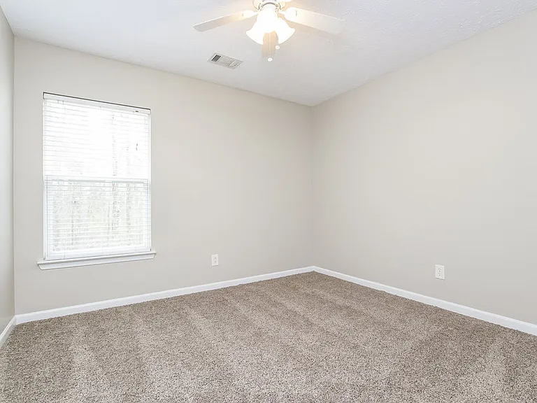 130 Sugar Berry Pl — Photo 8