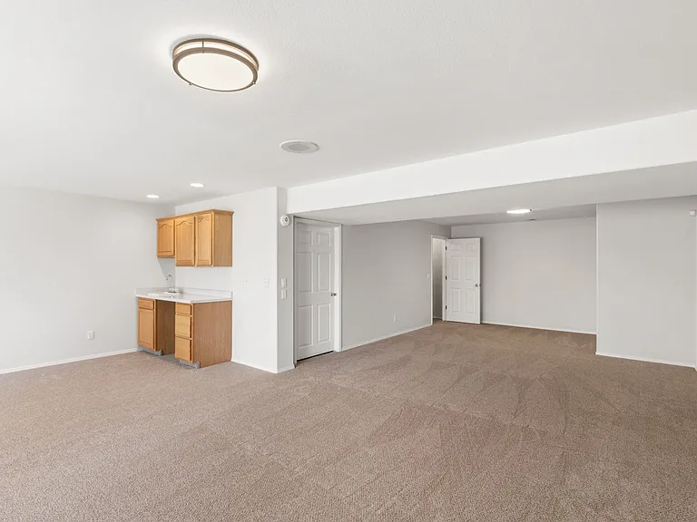 5330 Roundup Dr — Photo 27