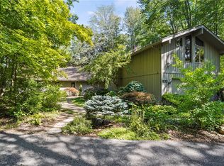 440-20 White Tail Dr, Aurora, OH 44202