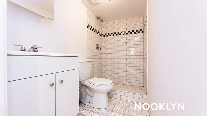 Rented by Nooklyn NYC LLC | media 13
