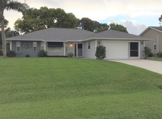 6 Bunker Ter, Rotonda West, FL 33947