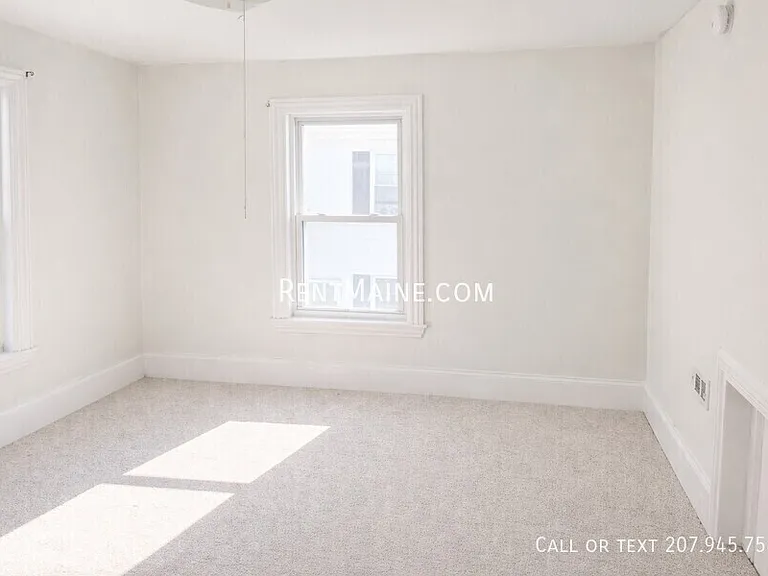 92 Fling St — Photo 5