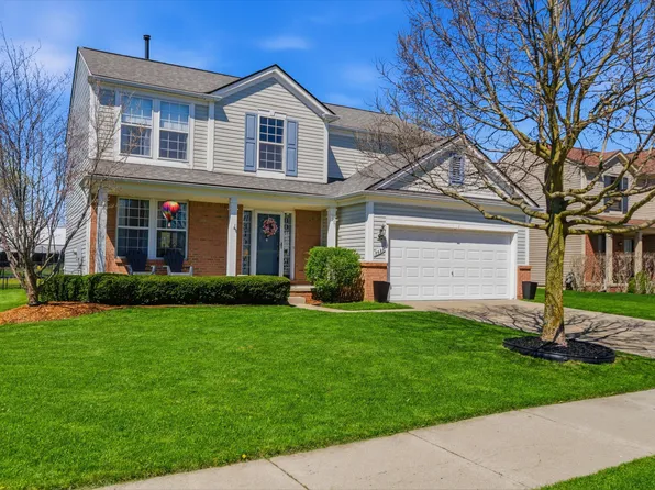 7622 Berwick Dr, Ypsilanti, MI 48197