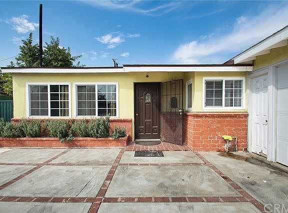 5th image of 20419 Seine Ave