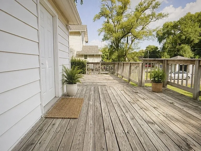 2125 W Jackson St — Photo 27