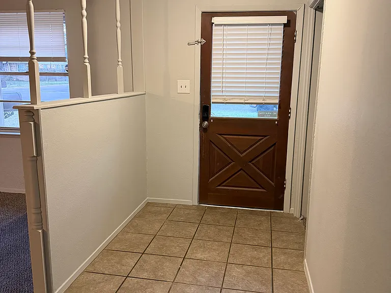 5225 Floyd Ave — Photo 10