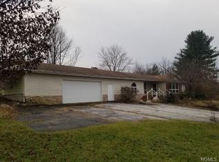 101 Burlingham Rd, Pine Bush, NY 12566