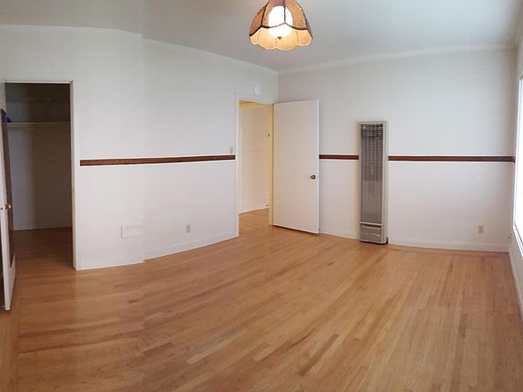 2nd image of 1035 Noel Dr APT B