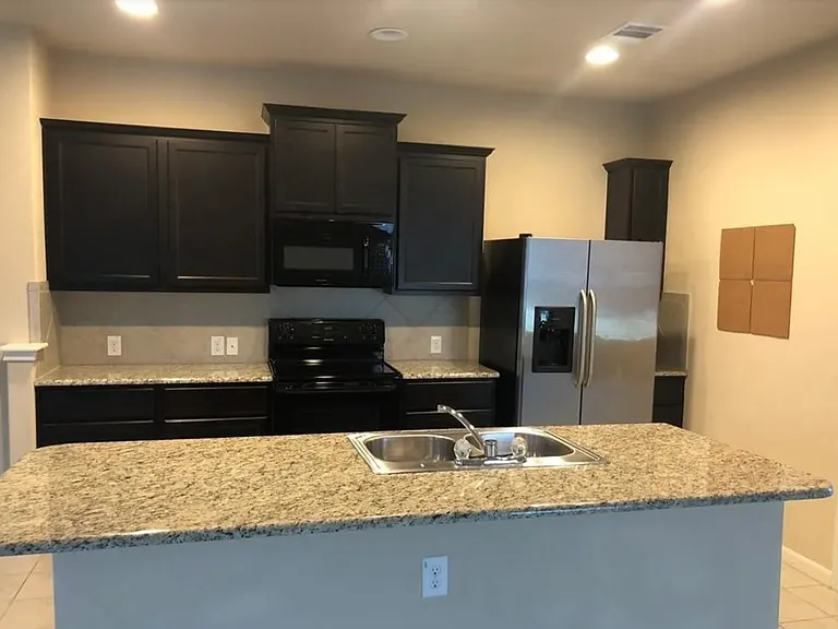 475 Willow Arch — Photo 6
