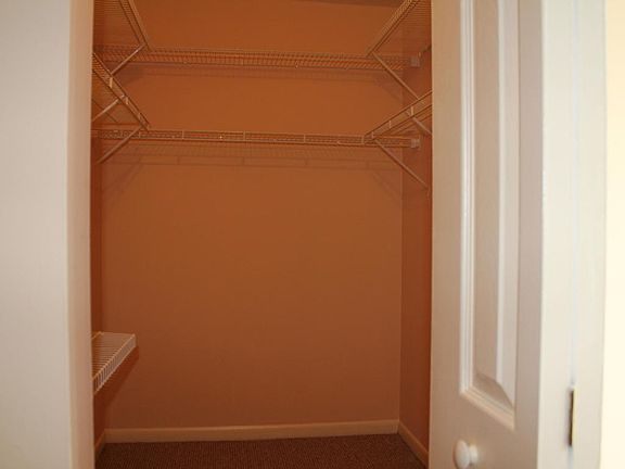 4th image of 6499 Chasewood Dr APT B