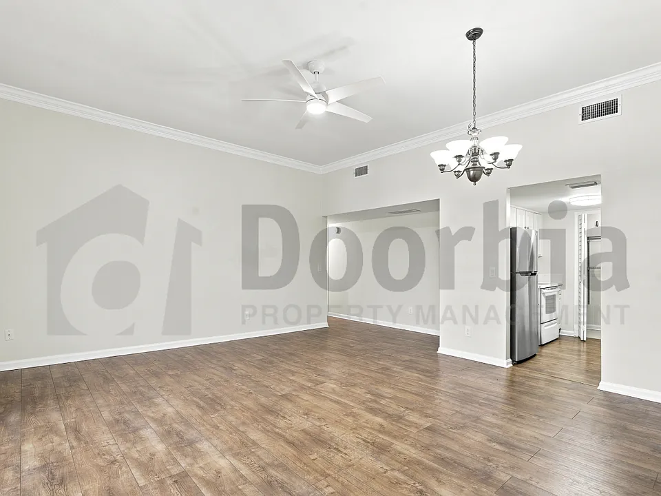2912 Saint Johns Ave #18