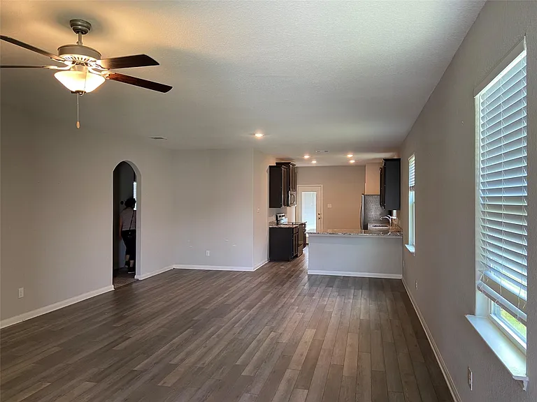 509 Congress Way — Photo 5