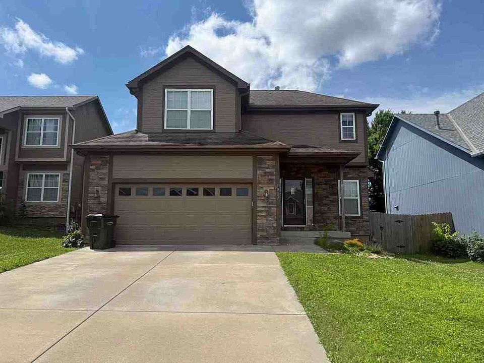 1st image of 1027 Tamarisk Dr