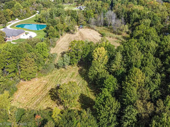 7699 Arnold Rd, Fair Haven, MI 48023