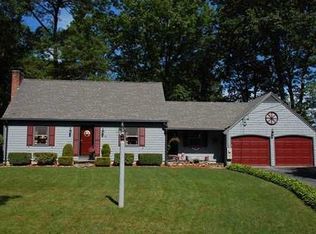 10 Wildwood Rd, North Smithfield, RI 02896