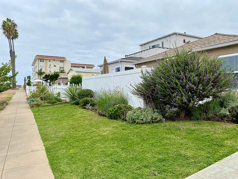 4832 Pescadero Ave — Photo 11