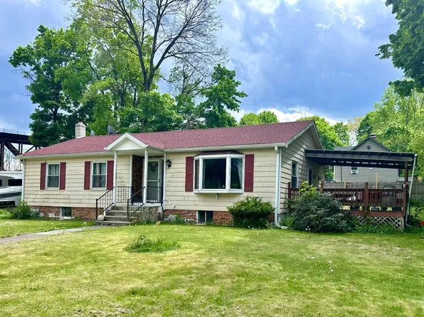 23 Bushnell Avenue, Catskill, NY 12414