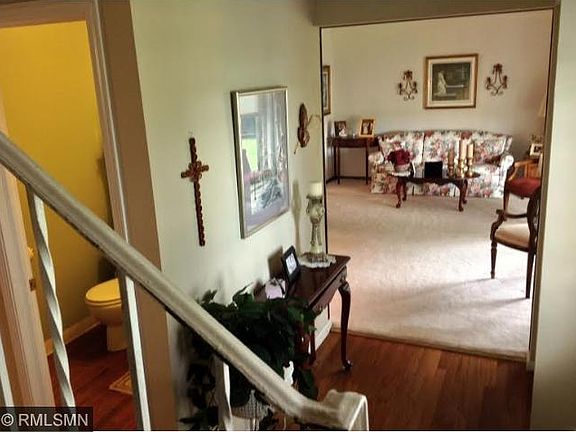 2nd image of 1062 Whitney Dr