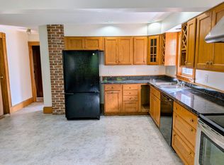 13 Crescent St, Rutland, VT 05701