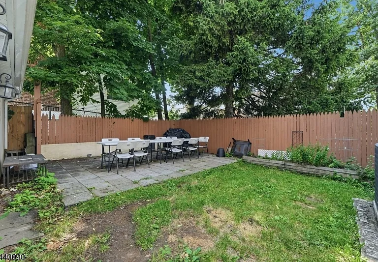 410 Lafayette Ave #2 — Photo 22