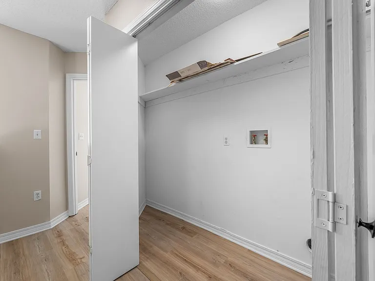 648 Virginia Oak Ct — Photo 27