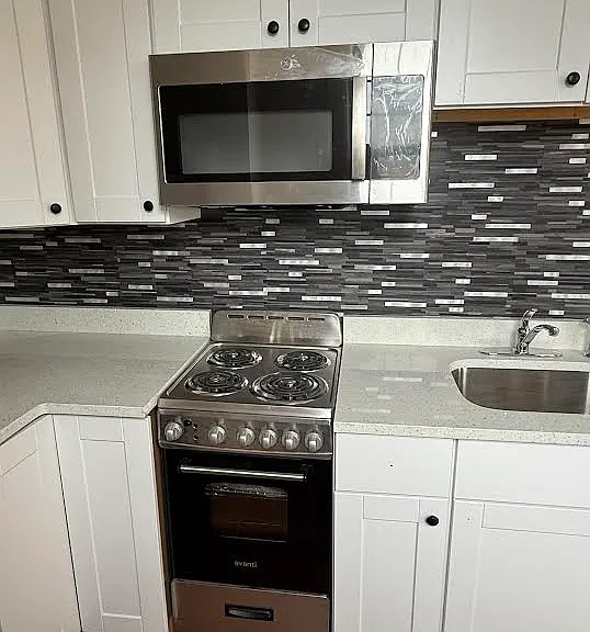 527 Northampton St #403 — Photo 2
