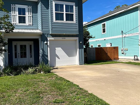2nd image of 1018 W Romana St