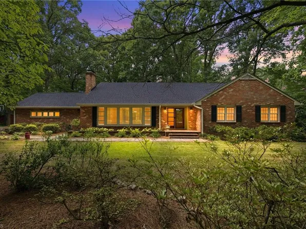 1501 Westridge Rd, Greensboro, NC 27410