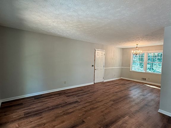 5th image of 2965 Brookridge Ct