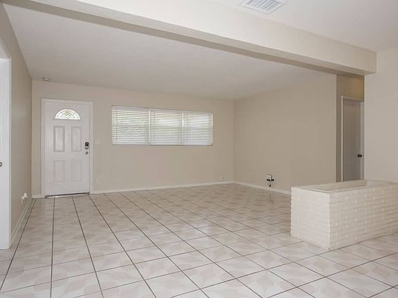 3rd image of 549 W Campus Cir